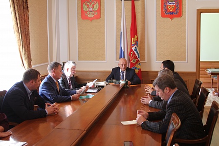 Состоялась встреча губернатора с лидерами партий Оренбургской области